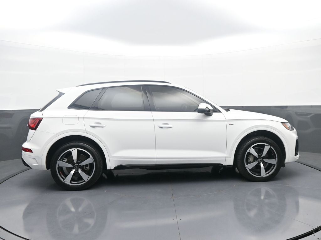2022 Audi Q5 S line Premium Plus