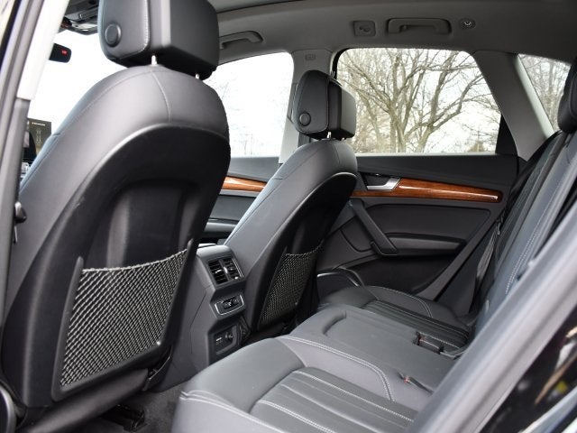 2023 Audi Q5 45 S line Premium quattro