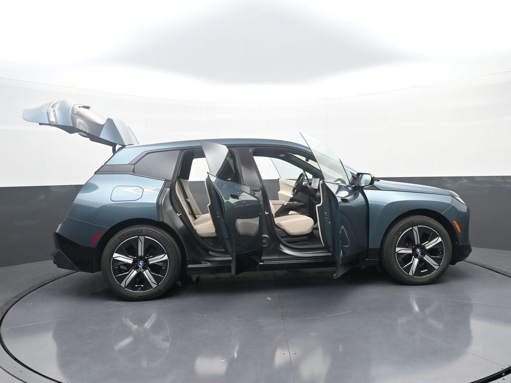 2024 BMW iX xDrive50