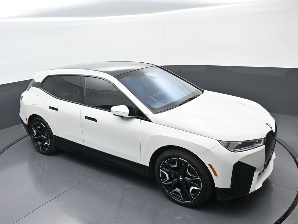2023 BMW iX M60