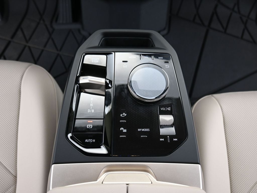2026 BMW iX xDrive45