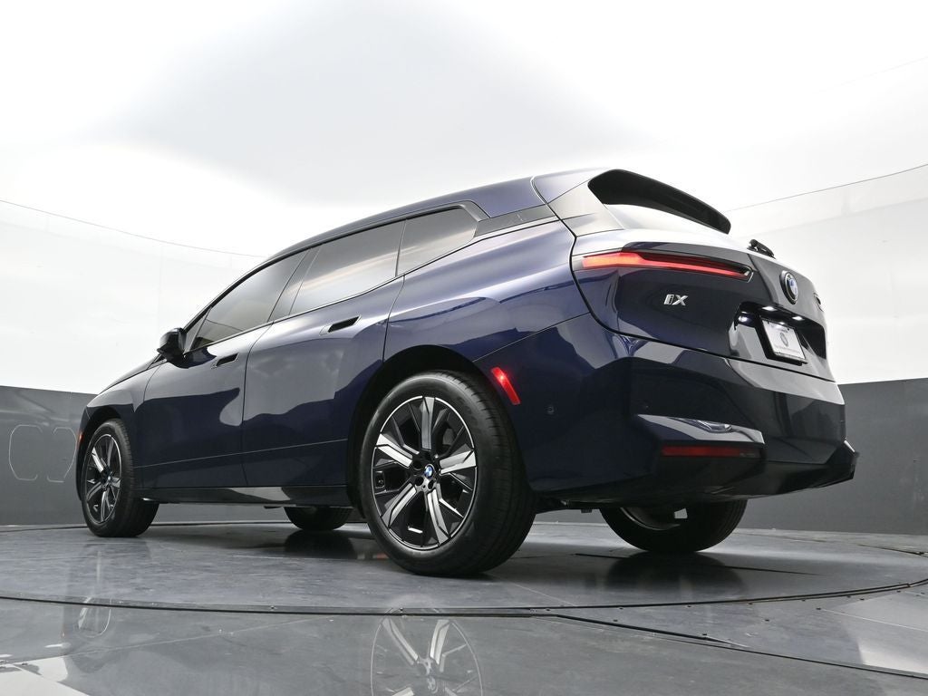 2026 BMW iX xDrive45