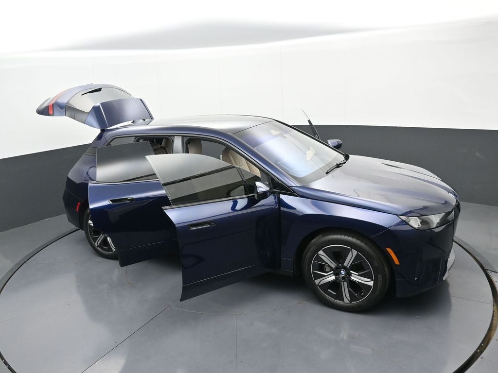 2026 BMW iX xDrive45
