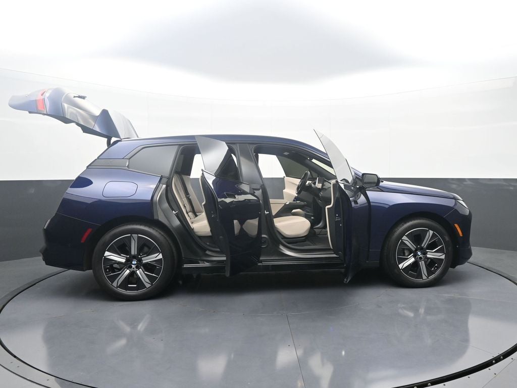 2026 BMW iX xDrive45