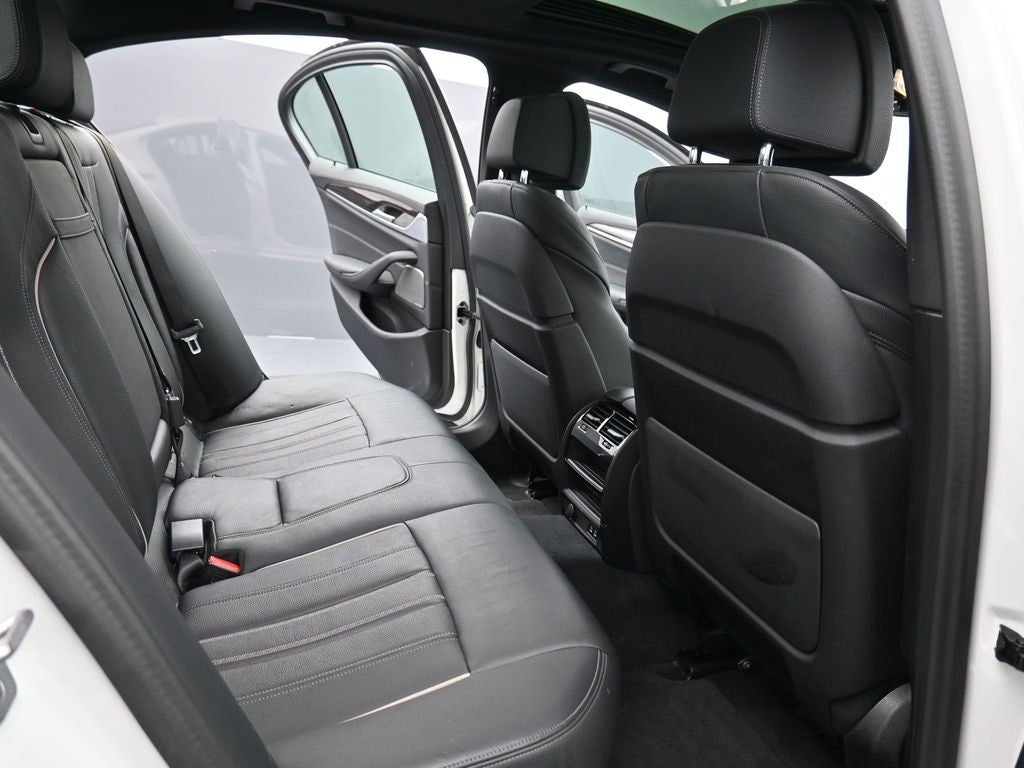 2023 BMW 5 Series M550i xDrive