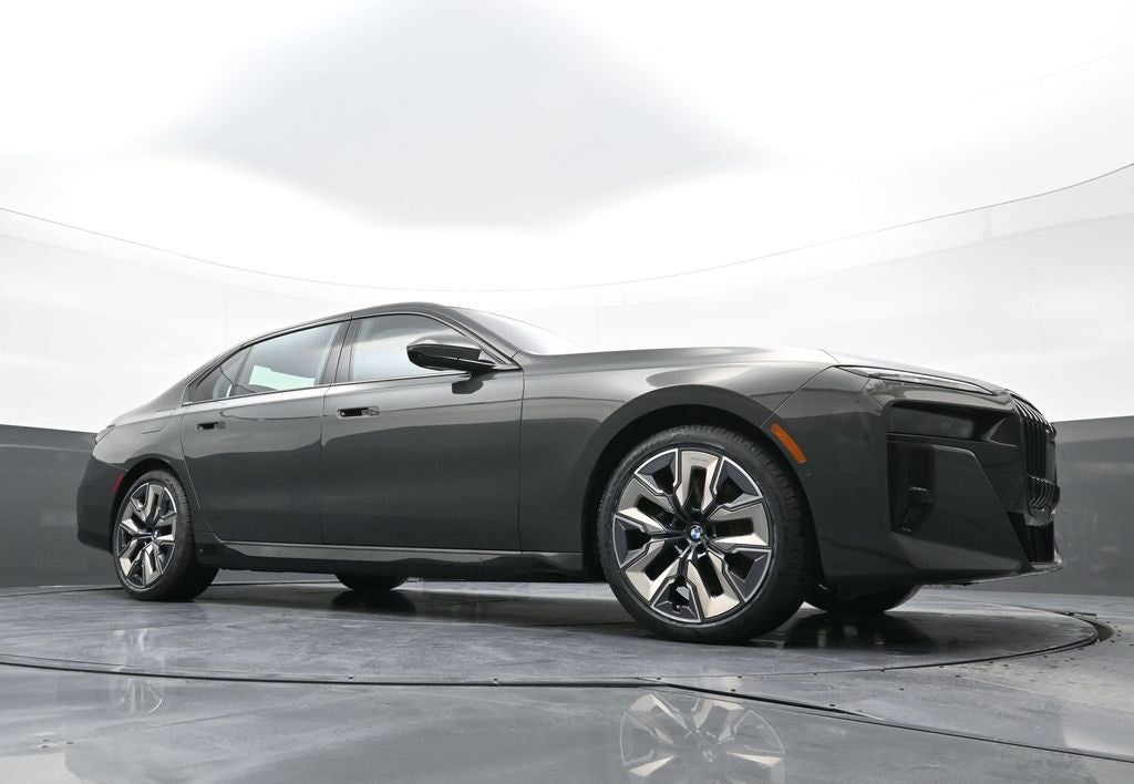 2023 BMW 7 Series 760i xDrive