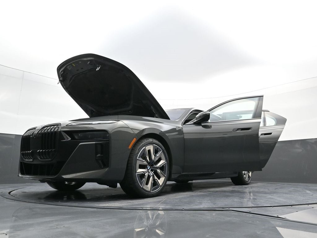 2023 BMW 7 Series 760i xDrive