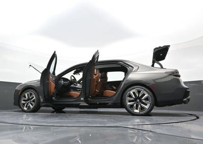 2023 BMW 7 Series 760i xDrive