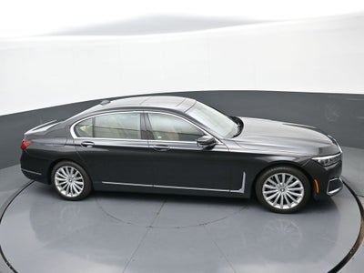 2022 BMW 7 Series 740i xDrive