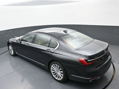 2022 BMW 7 Series 740i xDrive