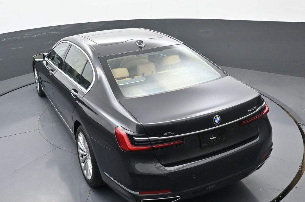 2022 BMW 7 Series 740i xDrive