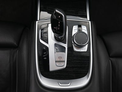 2022 BMW 7 Series 740i xDrive