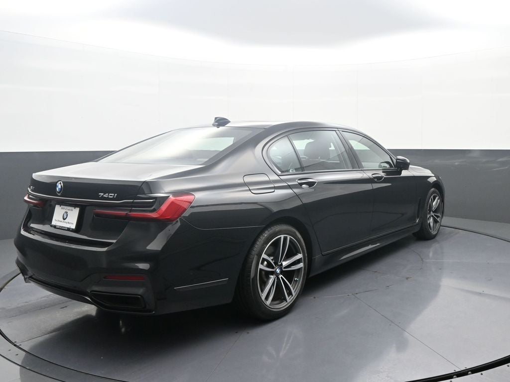 2022 BMW 7 Series 740i xDrive