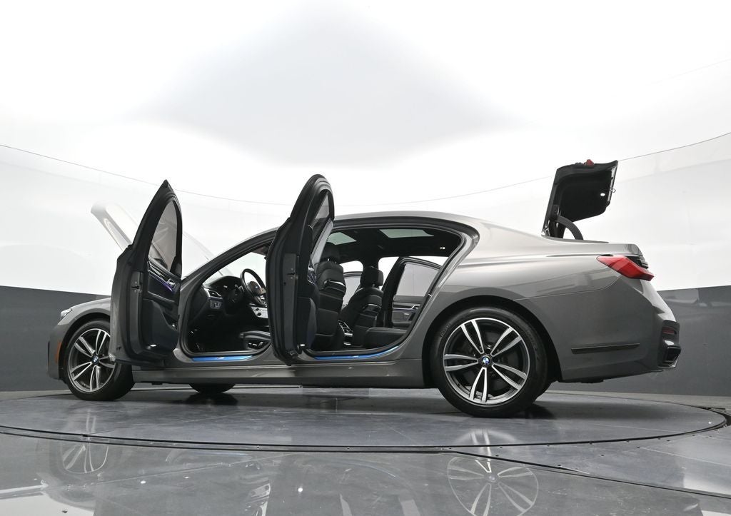 2022 BMW 7 Series 750i xDrive