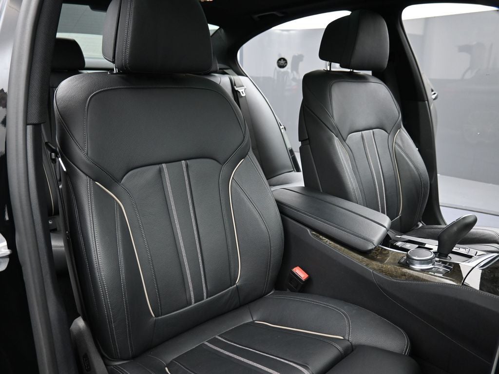 2020 BMW 5 Series M550i xDrive