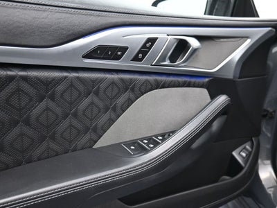 2022 BMW M8 Competition