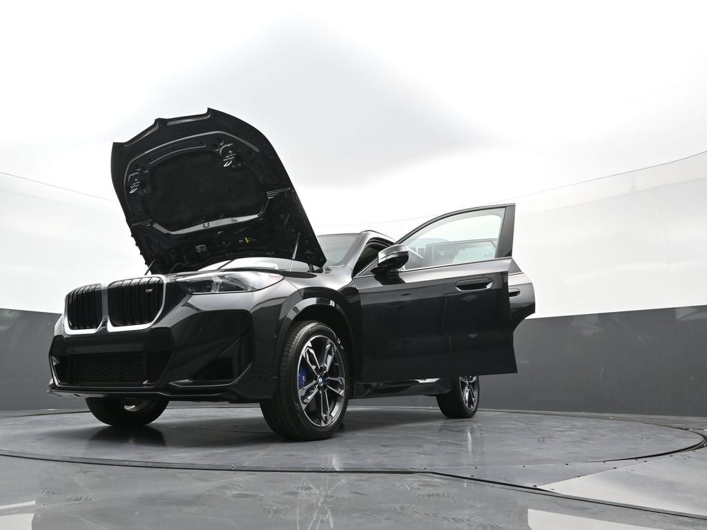 2025 BMW X1 M35i