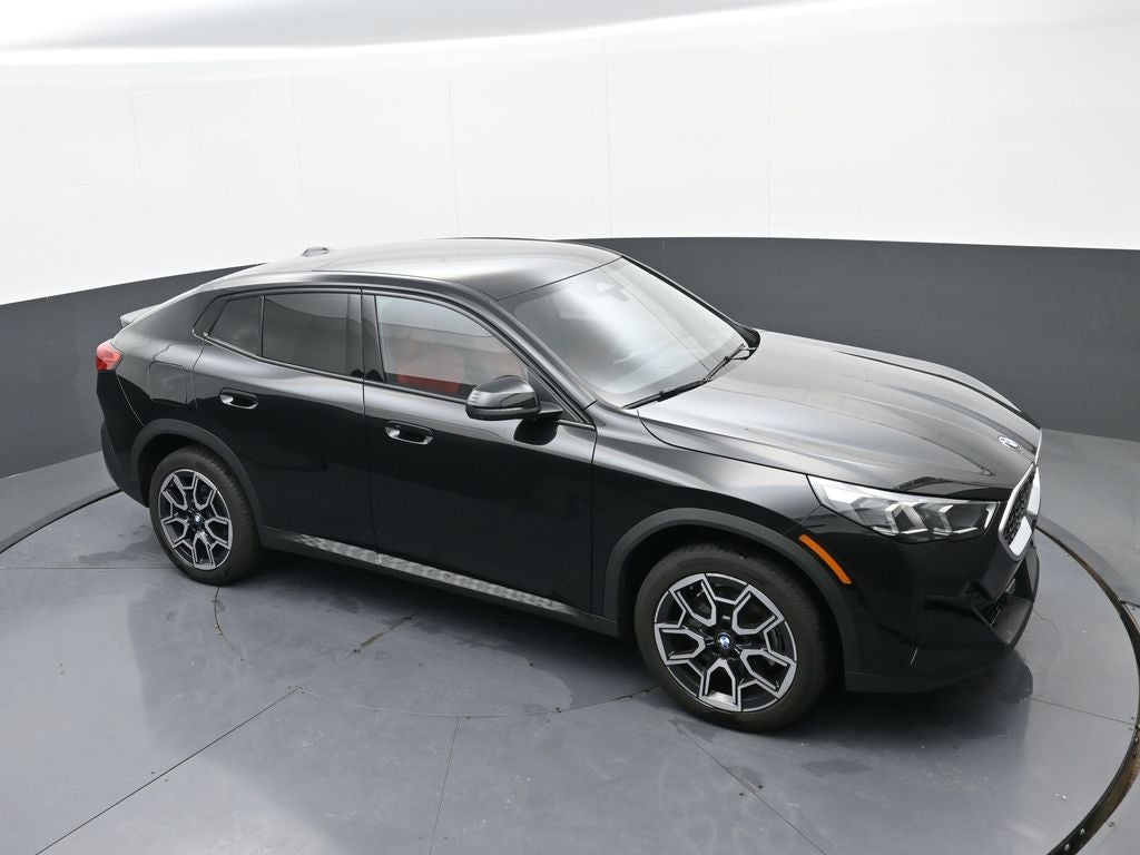 2025 BMW X2 xDrive28i