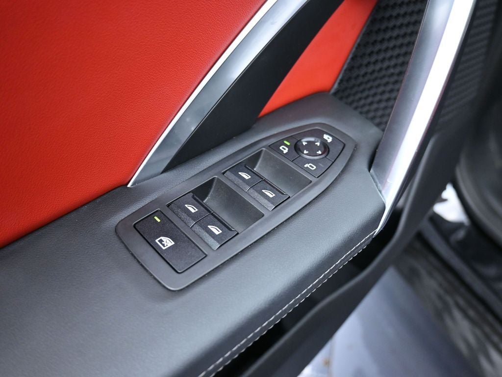 2025 BMW X2 xDrive28i