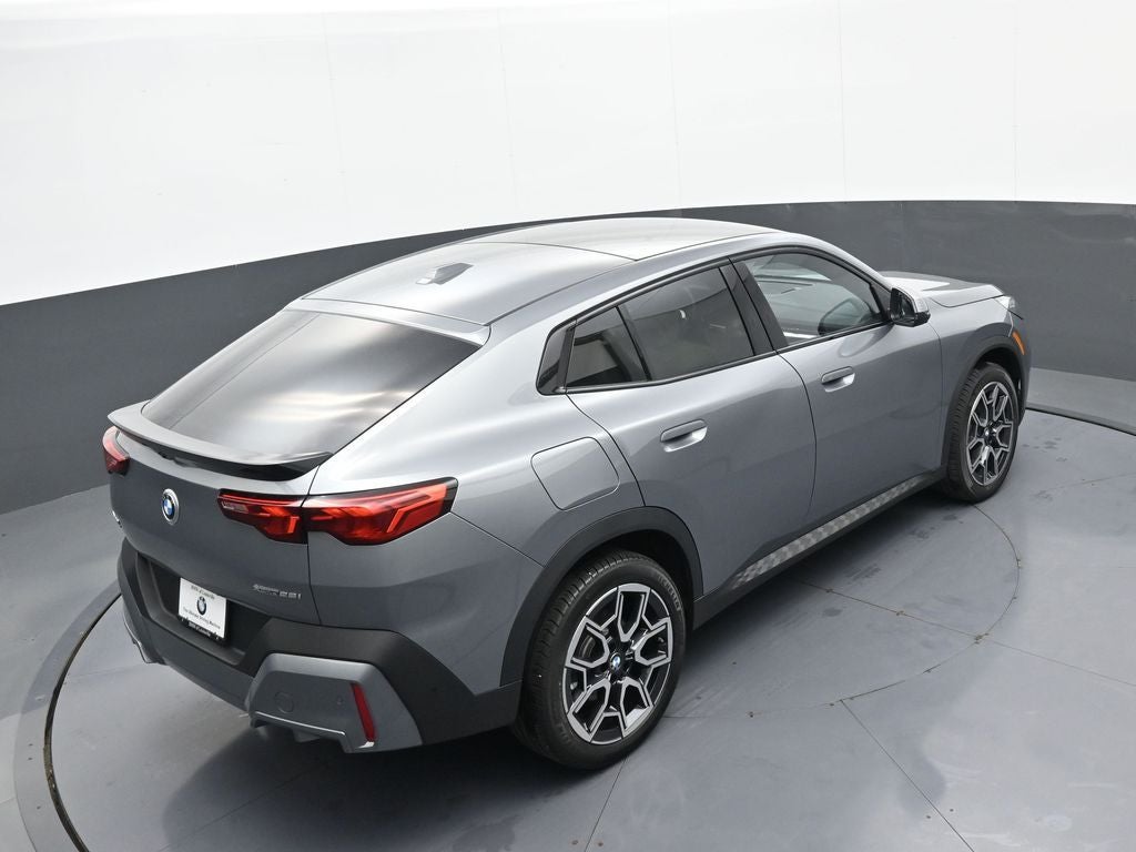 2025 BMW X2 xDrive28i