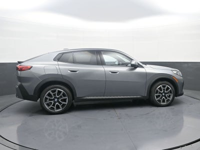 2025 BMW X2 xDrive28i