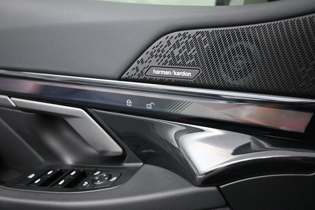 2024 BMW i5 eDrive40