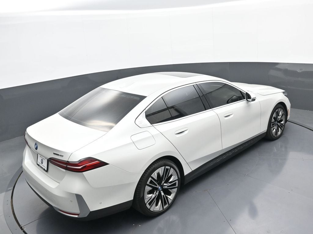2024 BMW i5 eDrive40