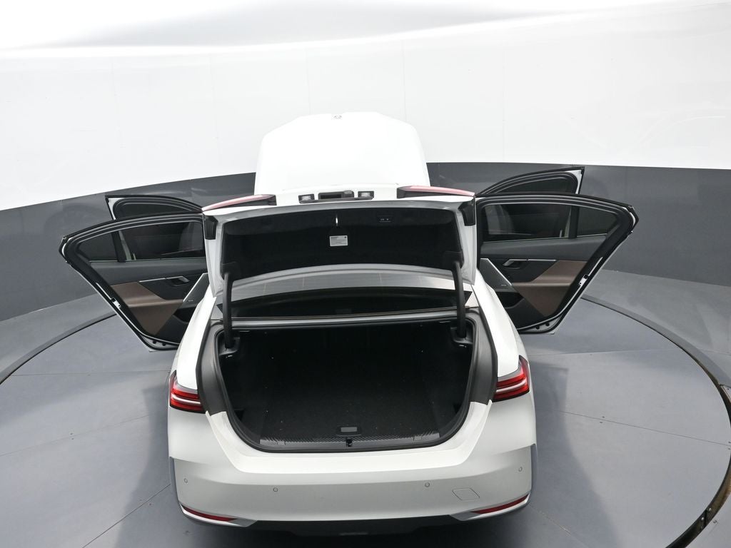 2024 BMW i5 eDrive40