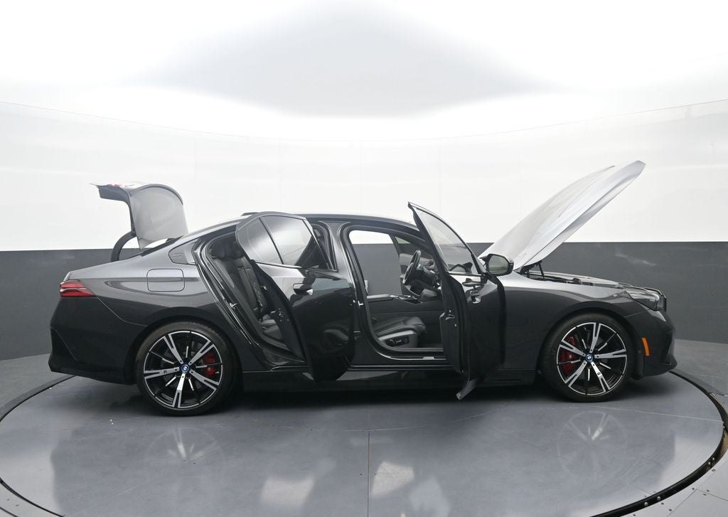 2024 BMW i5 M60