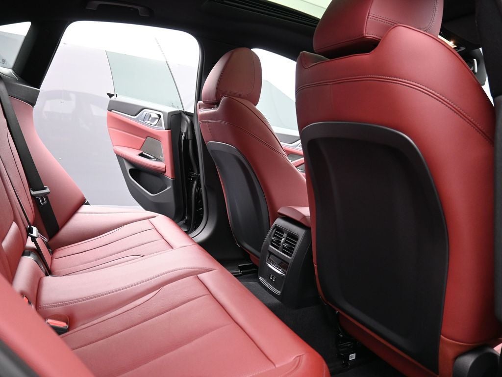 2025 BMW i4 xDrive40