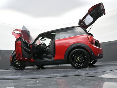 2022 MINI Cooper SE Electric Cooper SE
