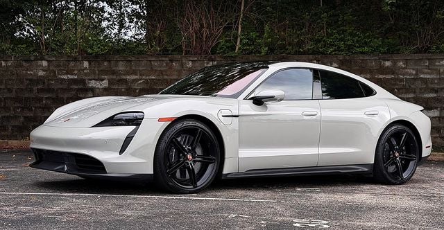 2021 Porsche Taycan Turbo