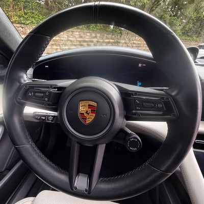 2021 Porsche Taycan Turbo