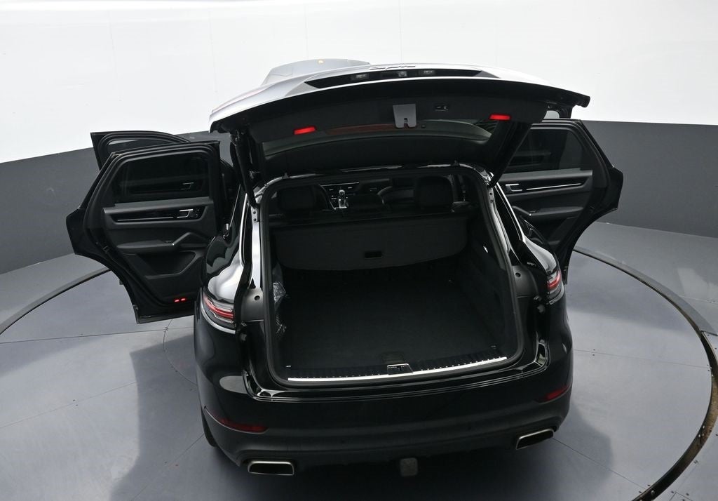 2023 Porsche Cayenne Base