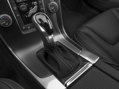 2015 Volvo S60 T6 R-Design Platinum