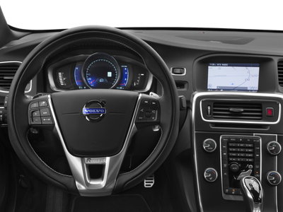 2015 Volvo S60 T6 R-Design Platinum