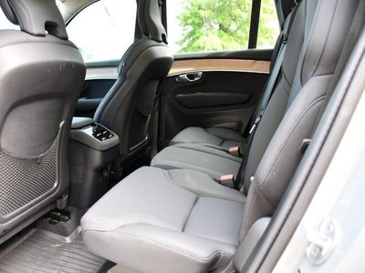 2025 Volvo XC90 B6 Core 2025.5