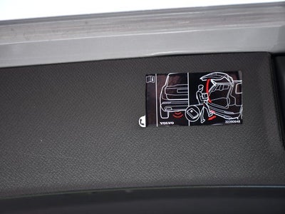 2025 Volvo XC90 B6 Core 2025.5