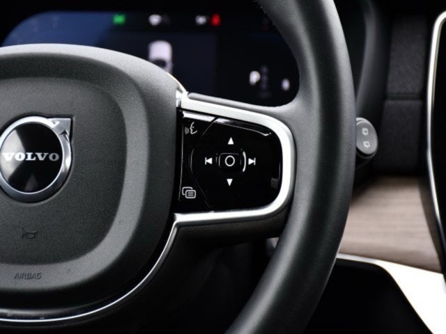 2025 Volvo XC90 B6 Plus 7-Seater 2025.5