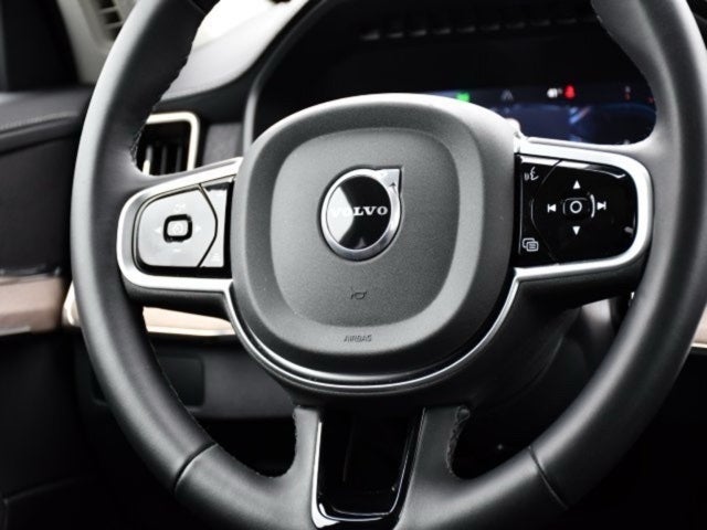 2025 Volvo XC90 B6 Plus 7-Seater 2025.5