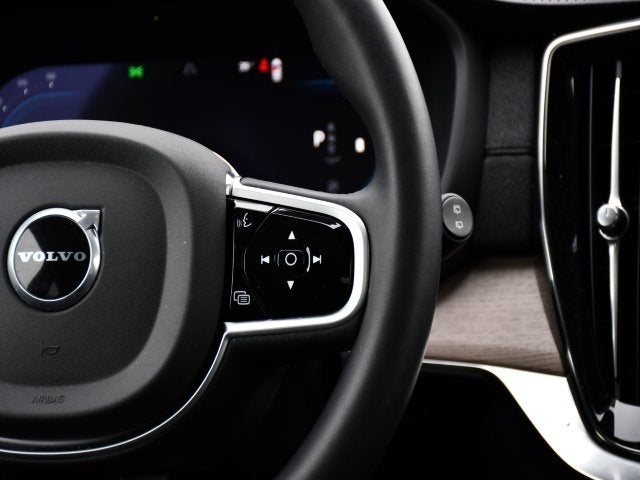 2025 Volvo XC90 B6 Plus 7-Seater 2025.5