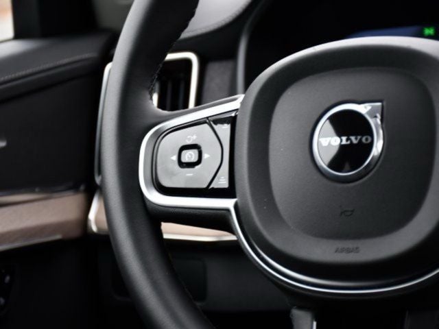 2025 Volvo XC90 B6 Plus 7-Seater 2025.5