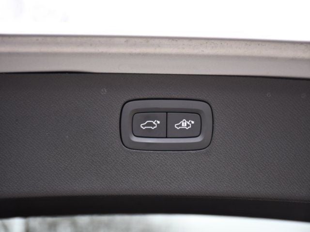 2025 Volvo XC90 B6 Plus 7-Seater 2025.5