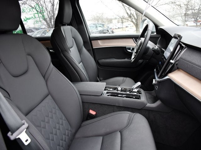 2025 Volvo XC90 B6 Plus 7-Seater 2025.5