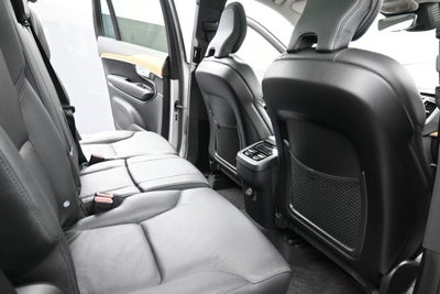 2024 Volvo XC90 Plus Bright Theme