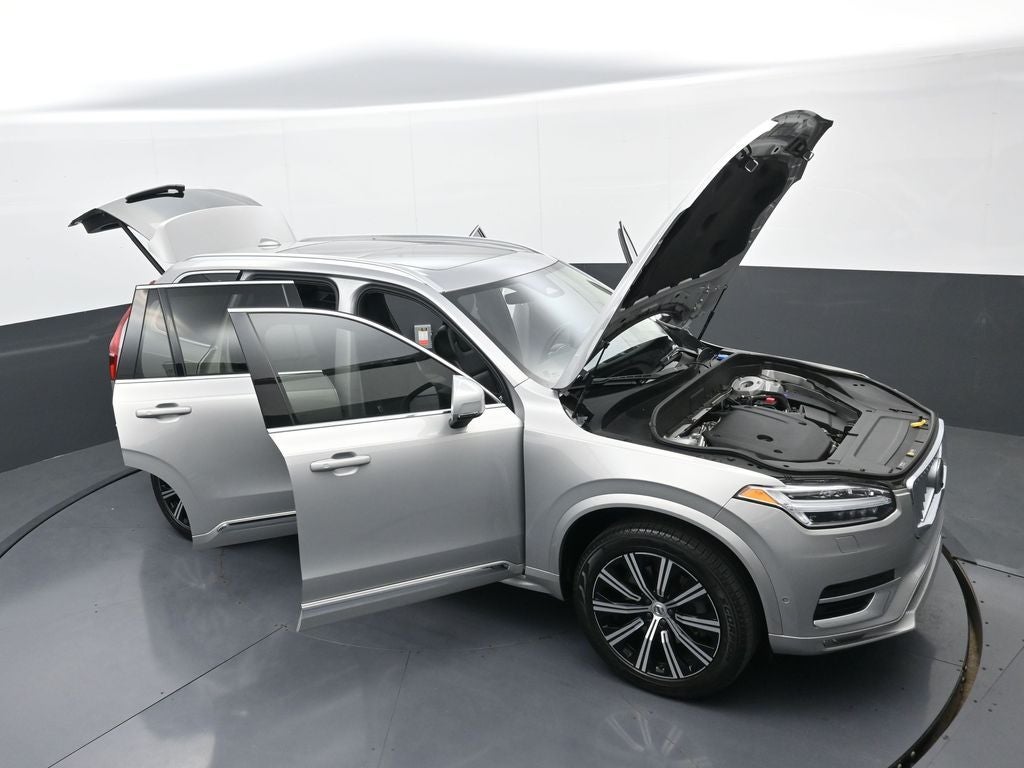 2024 Volvo XC90 Plus Bright Theme