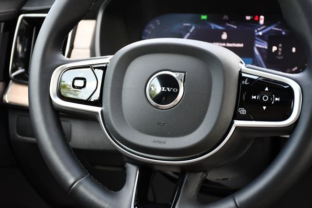 2026 Volvo XC90 B6 Plus 7-Seater