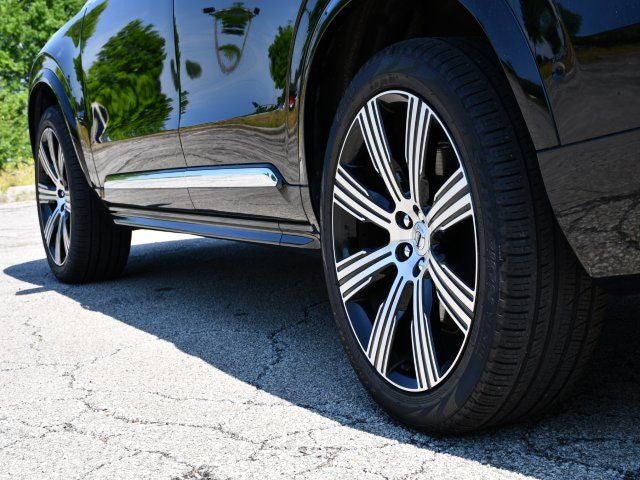 2025 Volvo XC90 B6 Ultra