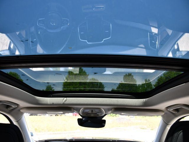 2025 Volvo XC90 B6 Ultra
