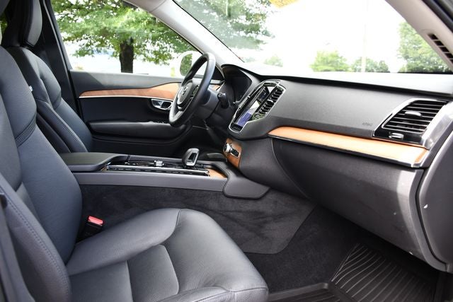 2023 Volvo XC90 B6 Plus 7-Seater